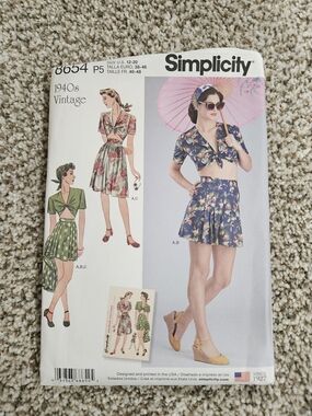 Simplicity Blue Floral Two-Piece Crop Top and Skirt Pattern